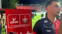 Preterido? Claudinho 'abre o jogo' sobre disputa com Caceres por titularidade no Vitória; veja vídeo
