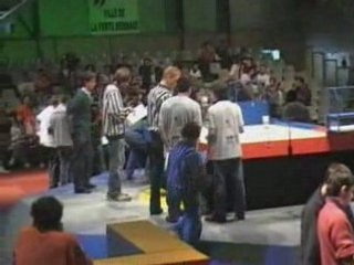 Deuxième jour à la Coupe de France de Robotique 2008