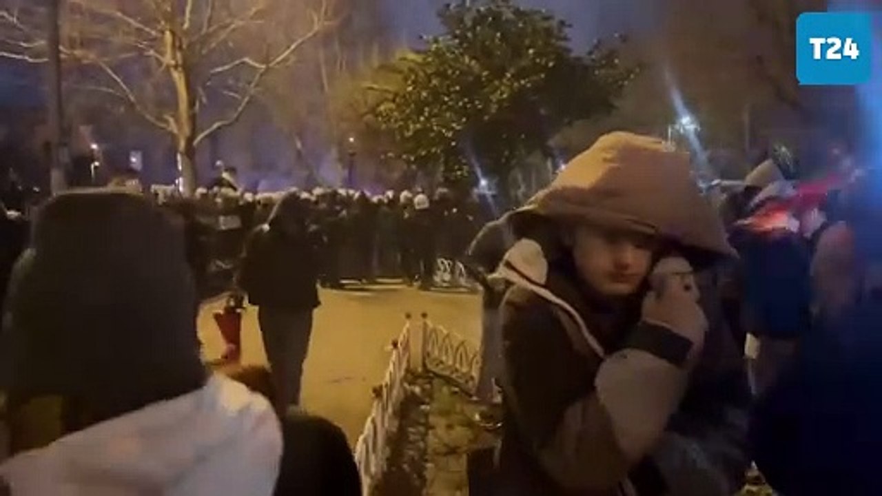 Polisten Saraçhane'deki eylem başlamadan vatandaşlara biber gazlı müdahale!