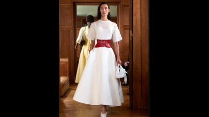 Desfile de JACQUEMUS primavera verano 2025