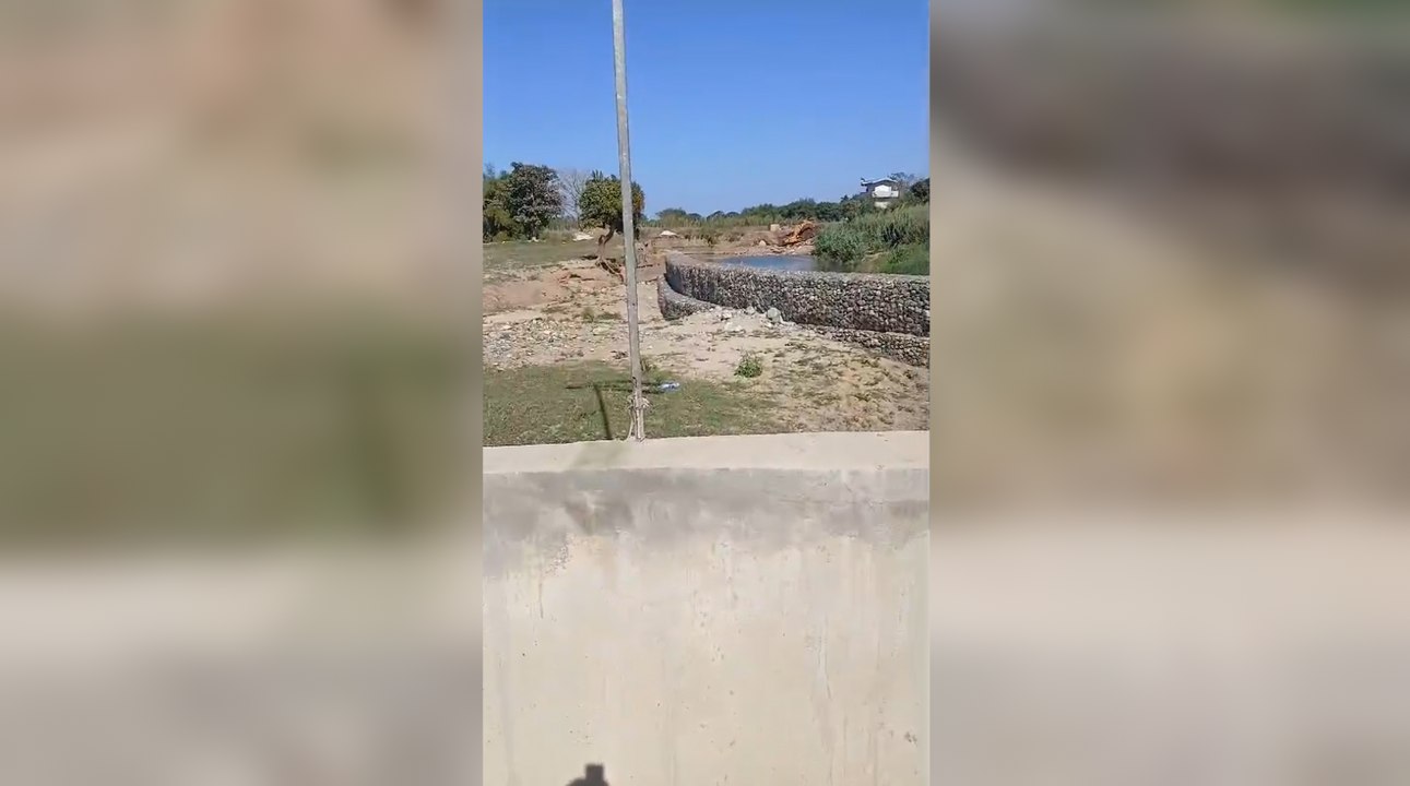 El canal construído por los haitianos conectados al río Masacre está en funcionamiento