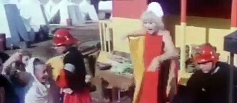 Nerone (1977) - GIRA NA VOCE - Bombolo e Pippo Franco