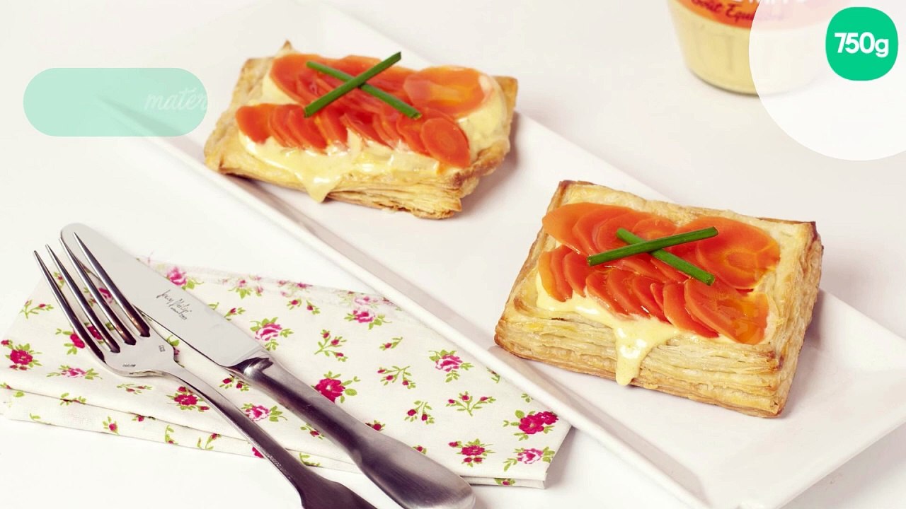 Tarte à la carotte sur une crème d'oignons doux à la moutarde fine et forte