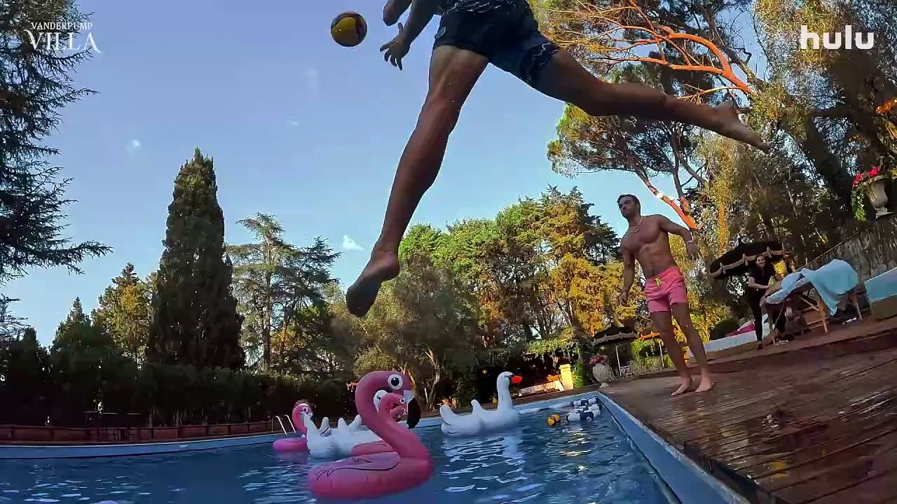 Vanderpump Villa S02