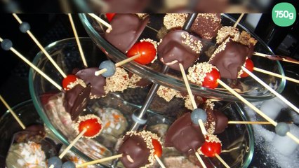 Sucette de tomates cerises au caramel