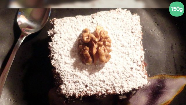 Brownies aux noix hachées et au sucre roux