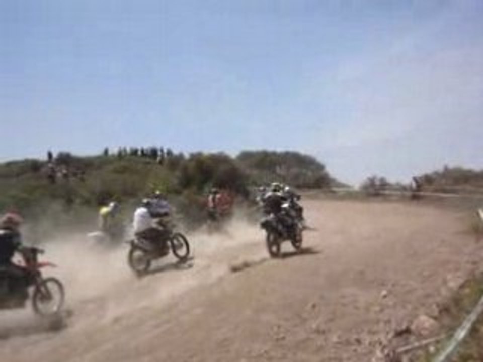 MOV08837