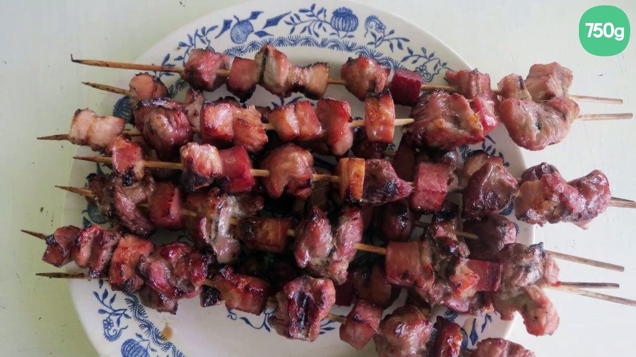 Petites brochettes au porc et au miel