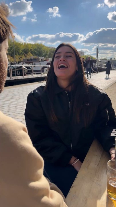 🚩REDFLAG : Ne me quitte pas 🚩  Vous êtes quelle team ?  Celui qui n’a rien promis ou celui qui se croit en couple ?