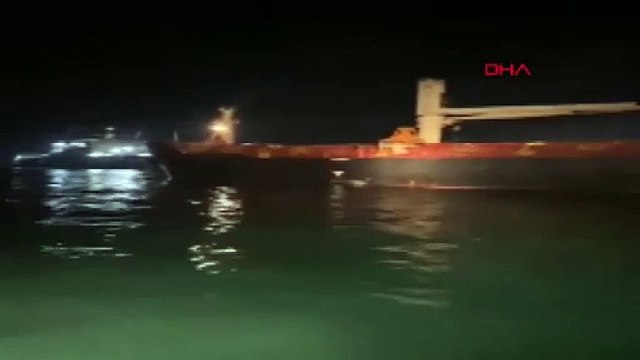 İstanbul açıklarında korku dolu anlar: Dev gemi karaya oturdu!