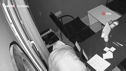 Hırsızlık yaparken yakalandı, "Yolda buldum" dedi