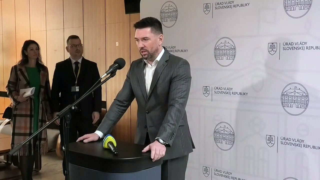 ZÁZNAM: R. Takáč:  V okresoch D. Streda a Komárno sa potvrdil výskyt slintačky_krívačky