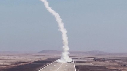 북, 요격용 지대공 미사일 여러 발 시험발사 / YTN