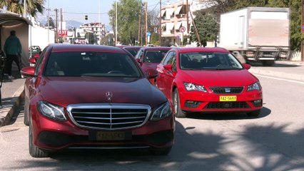 Οδηγοί ταξί: Πρόβλημα η υψηλή φορολογία, όχι τα αυτοκόλλητα για τα POS