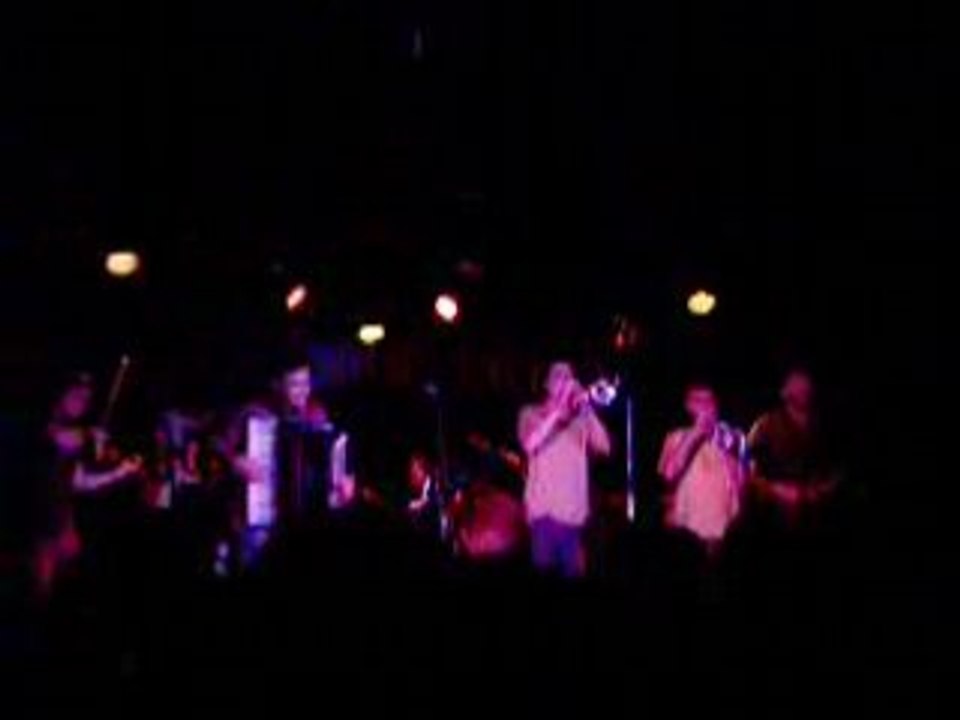 Beirut - Mount Wroclai (Idle Days) live