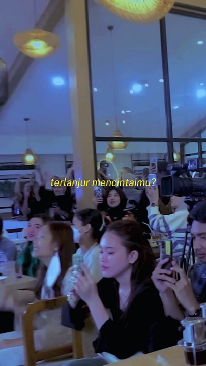 Mahalini - Sial #mahalini #sial #live #akustik #musik #music #acoustic #viral