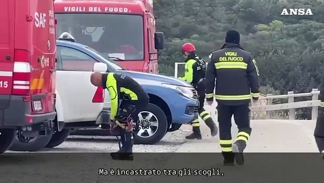 Altro corpo trovato a Cala Fighera, e' incastrato fra gli scogli