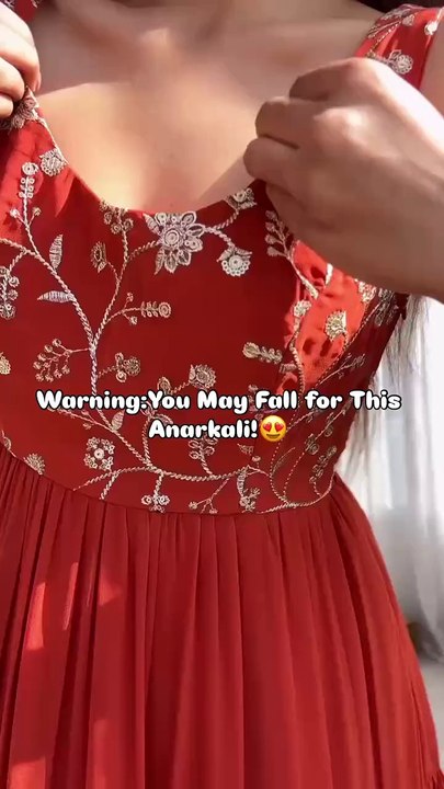 Red Salwar Suits That You’ll Love | Mirraw’s Exclusive Collection