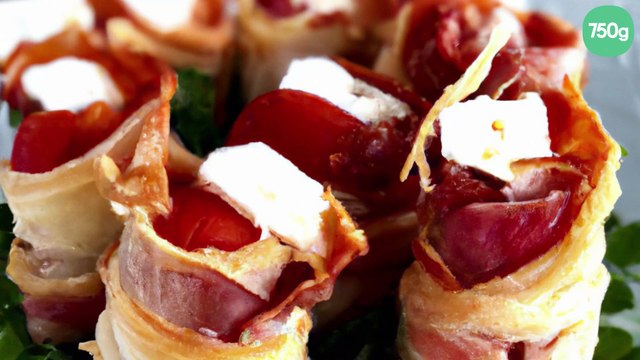 Mini-feuilletés au jambon sec, tomate, chèvre