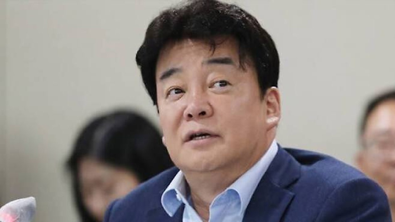 경찰, 백종원 입건...'빽다방' 원산지 허위광고 의혹 수사 / YTN