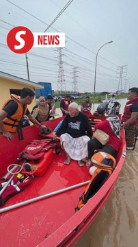 Johor floods force more evacuations, five rivers exceed danger levels