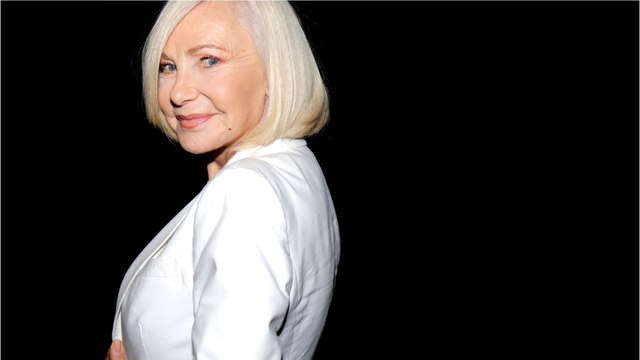 GALA VIDEO - Michèle Torr en couple avec un homme plus jeune qu’elle, elle rétablit une vérité : “Comme j’ai pu l’entendre…”