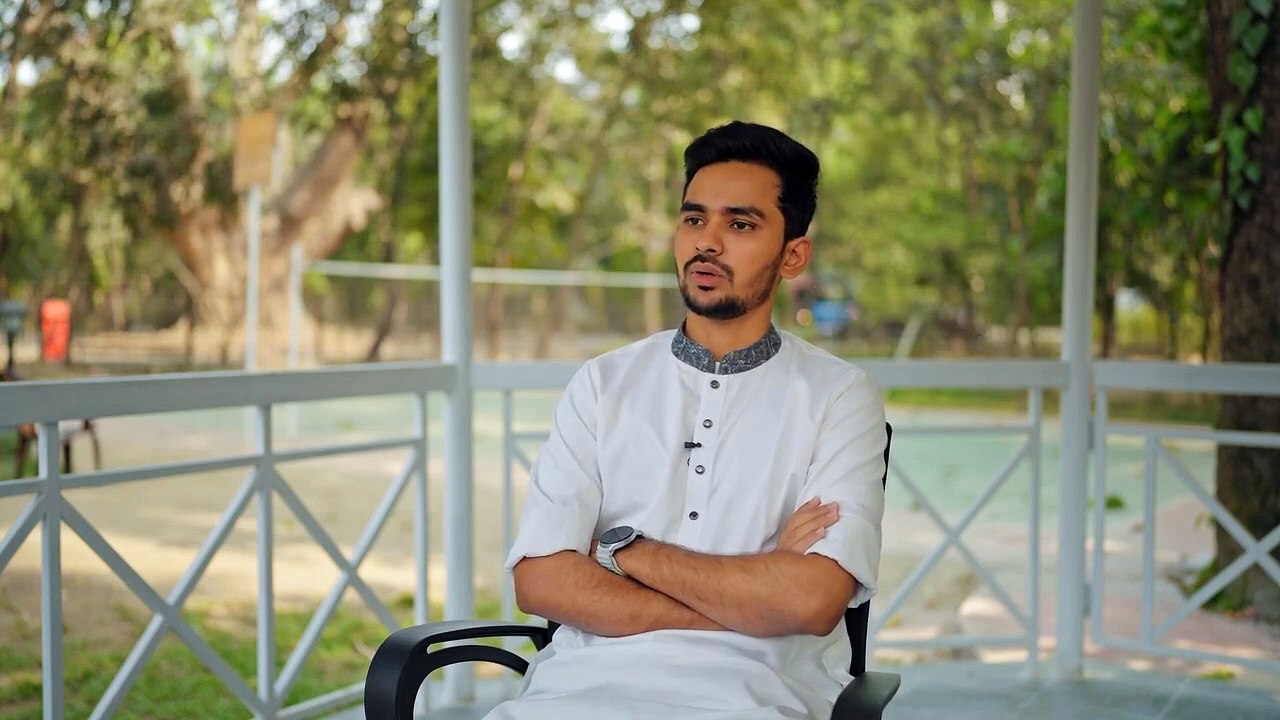 'অন্তর্বর্তীকালীন সরকার গঠন' প্রক্রিয়ার আদ্যোপান্ত নিয়ে আসিফ মাহমুদের সাক্ষাৎকার.