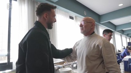 Mario Gila se incorpora a la concentración de la Selección