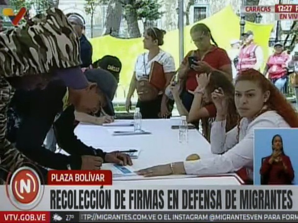 Caraqueños en la Plaza Bolívar alzan su voz por los derechos de los migrantes venezolanos