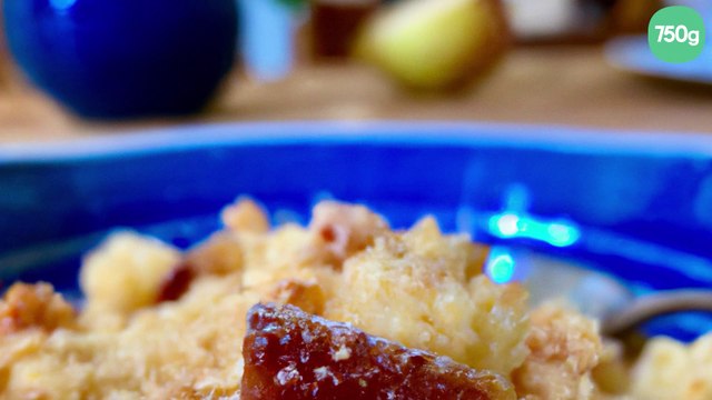 Crumble sucré et salé à la poire au bleu d'Auvergne