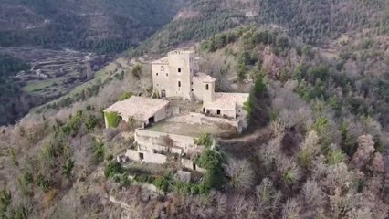 Castillo y Iglesia Medieval - Abandonados