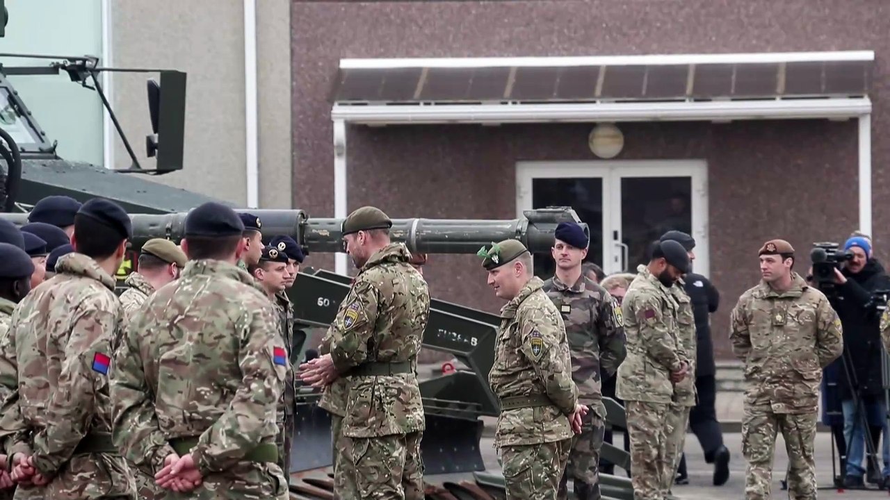 El príncipe William al frente del ejército de la OTAN