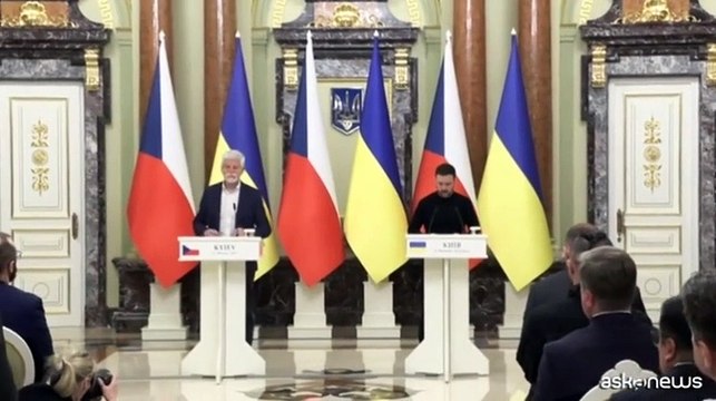 Zelensky: primo passo potrebbe essere tregua nei cieli o sull'energia