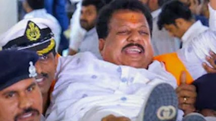 कर्नाटक विधानसभा में क्यों मचा बवाल?