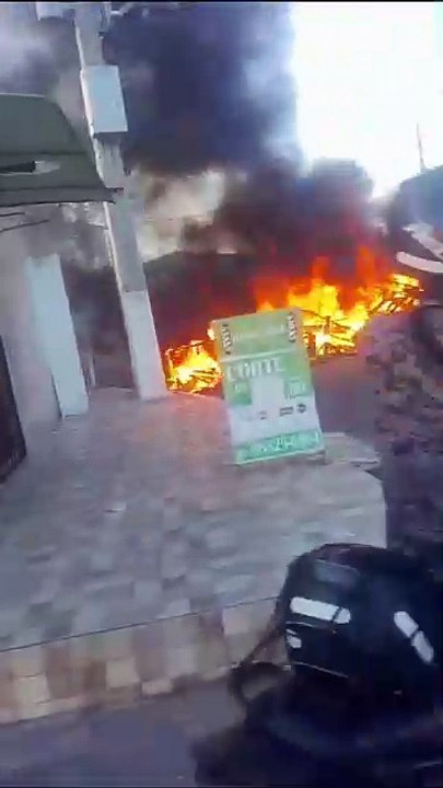 Duas crianças e uma mulher ficam feridas em troca de tiros entre PM e suspeitos, em Maceió; população realizou protesto