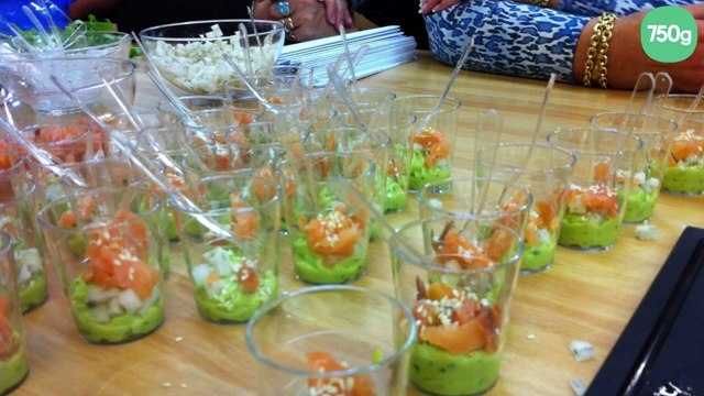 Houmous au curcuma, carottes, raisins