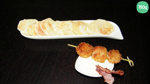 Boudin blanc en croûte façon brochette, chips de pommes de terre et de jambon d'Ardennes et sauce au chaource