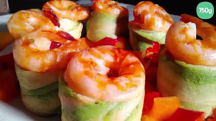 Rouleaux de poivrons, gambas et guacamol