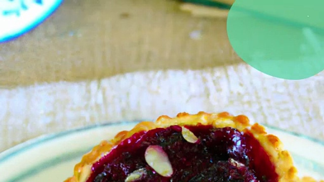 Tartelettes amandines et confiture de mûres