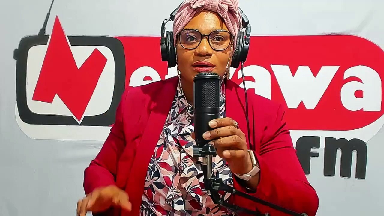 ينابيع الخير   المؤدبة  إيمان بن علي  كتاب جامع فطناسه آلاء بن ابراهيم  سورة التكوير  رائد الصويعى ايه 185من سورة البقرة كنزة الكفلى سورة القدر مع حديث  رهف دخيل سورة الفيل