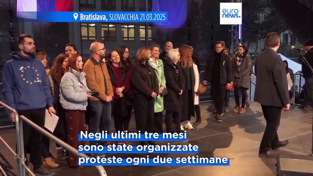 Proteste contro Fico in Slovacchia, manifestazioni anche nelle roccaforti di Smer