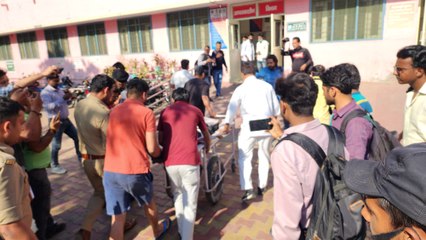 सहारनपुर में भाजपा नेता ने बच्चो और पत्नी को गोली मारी