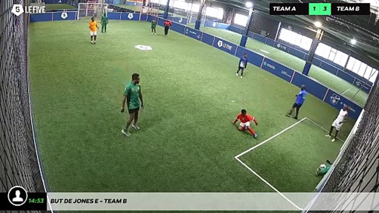 But de Jones E - Team B