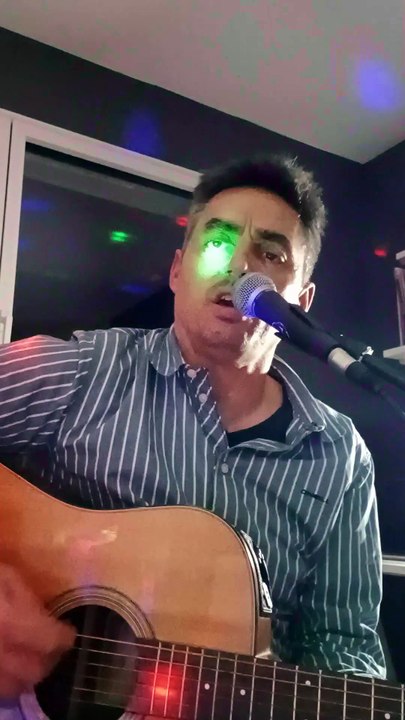 Reprise acoustique - Britney Spears - Baby one