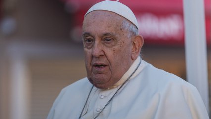 GALA VIDEO - Le pape François de retour : après les inquiétudes sur son état de santé, il reprend du service