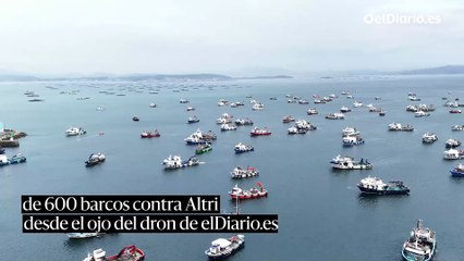 La manifestación marítima de 600 barcos contra Altri desde el ojo del dron de elDiario.es