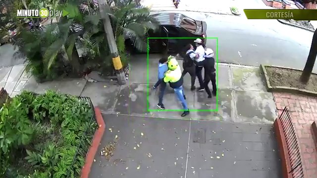 Sujetos intentaron secuestrar a una mujer trataron de subirla a un carro en Laureles