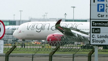 Aeroporto de Heathrow, em Londres, está 'plenamente operacional' após incêndio