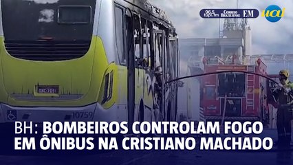 Bombeiros controlam incêndio em ônibus na Avenida Cristiano Machado