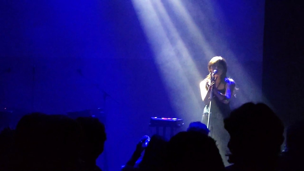 Yunè Pinku- Half alive